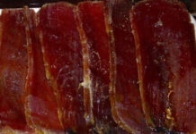 Muxama de atum com azeite e limão Muxama de atum com azeite e limão