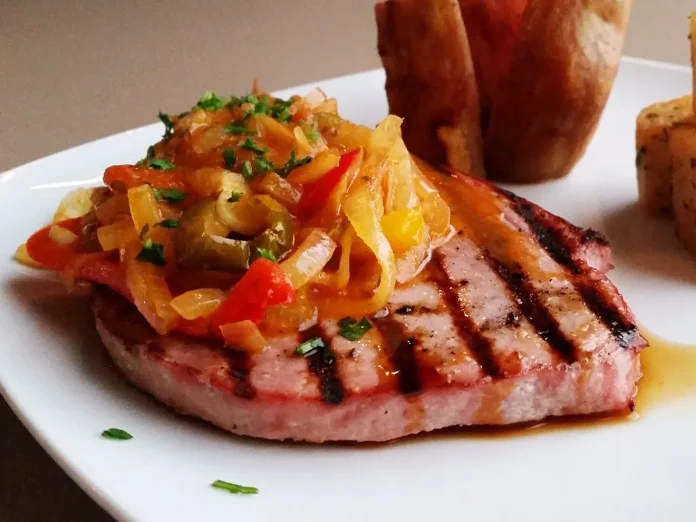 Bife de atum à madeirense